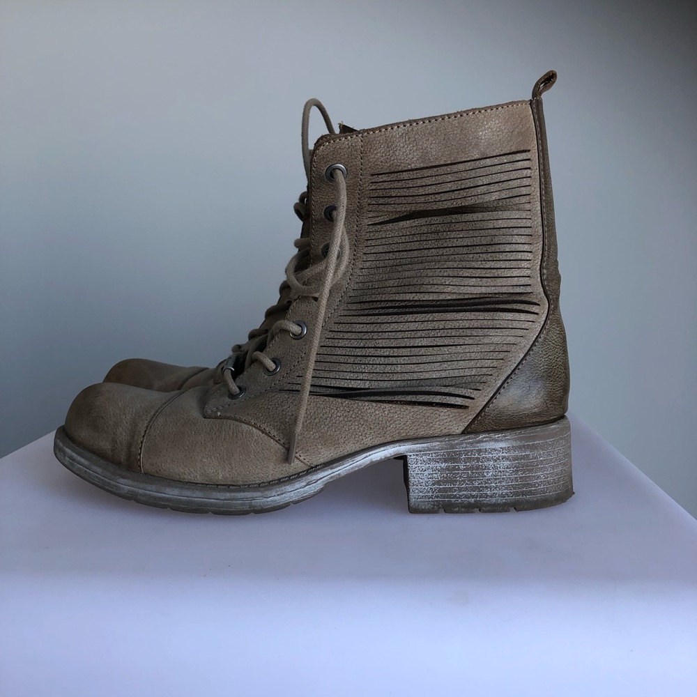 Circus by Sam Edelman Taupe Leather Combat boots